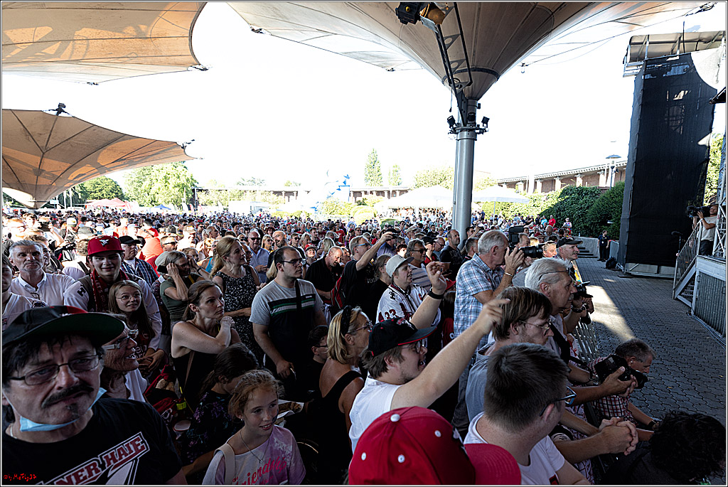 PENNY DEL;  Koelner Haie Fan- Fest zur Jubiläumssaison; Koeln, 12.08.2022